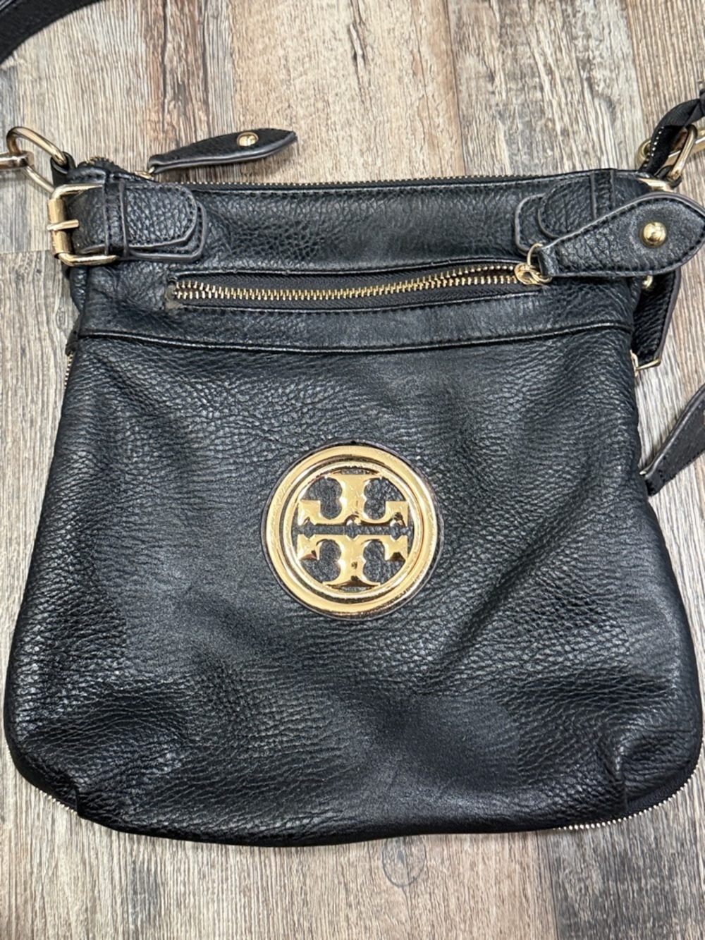 Tory Burch Black Pebbled Leather Crossbody Gold Logo - Picture 4 of 13